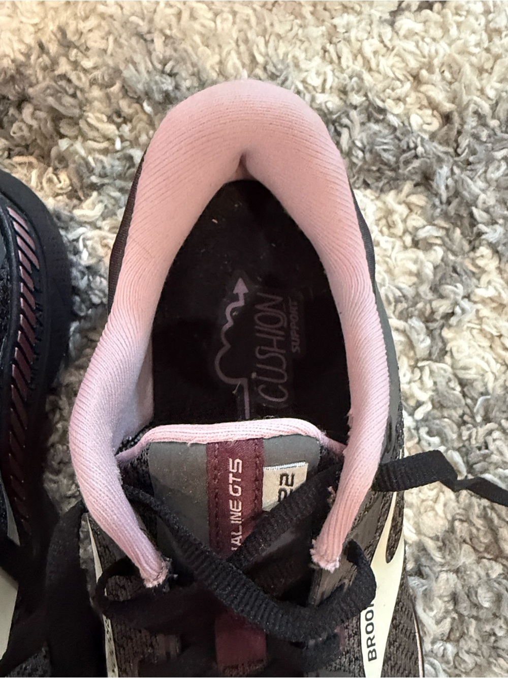 Brooks Adrenaline GTS 22 - Picture 6 of 10